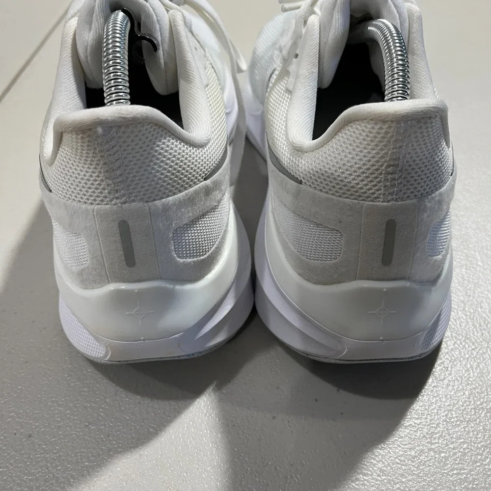 Nike Air Zoom Structure 25 Running Shoes Womens 11 Metallic Mens 9.5 DJ7884-101